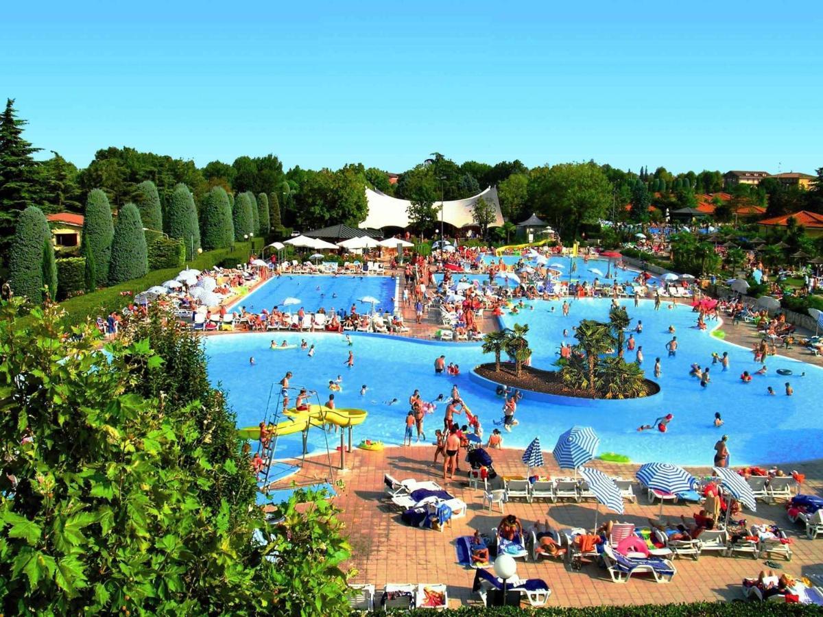 Camping Bella Italia In Peschiera Del Garda - Gardasee Apartment Екстериор снимка